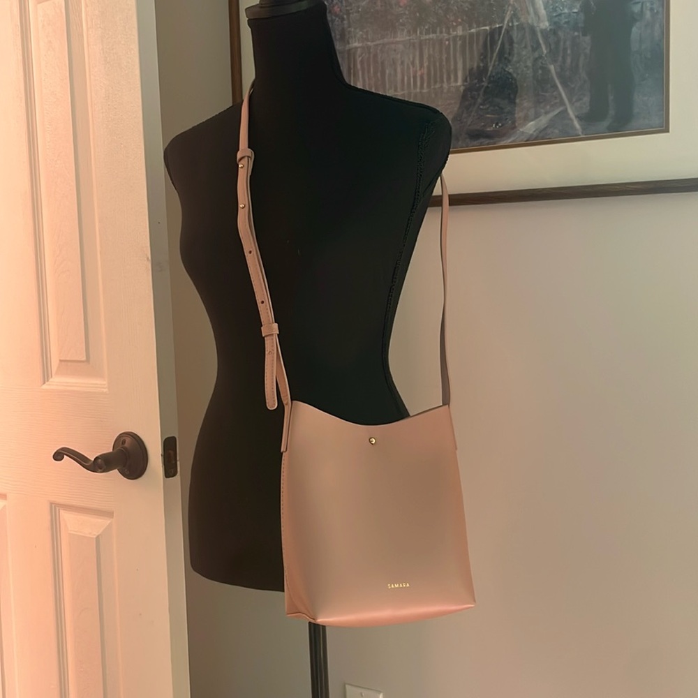 NWOT Samara Light Pink Leather Shoulder Bag | Minimal Crossbody Tote - Picture 2 of 5
